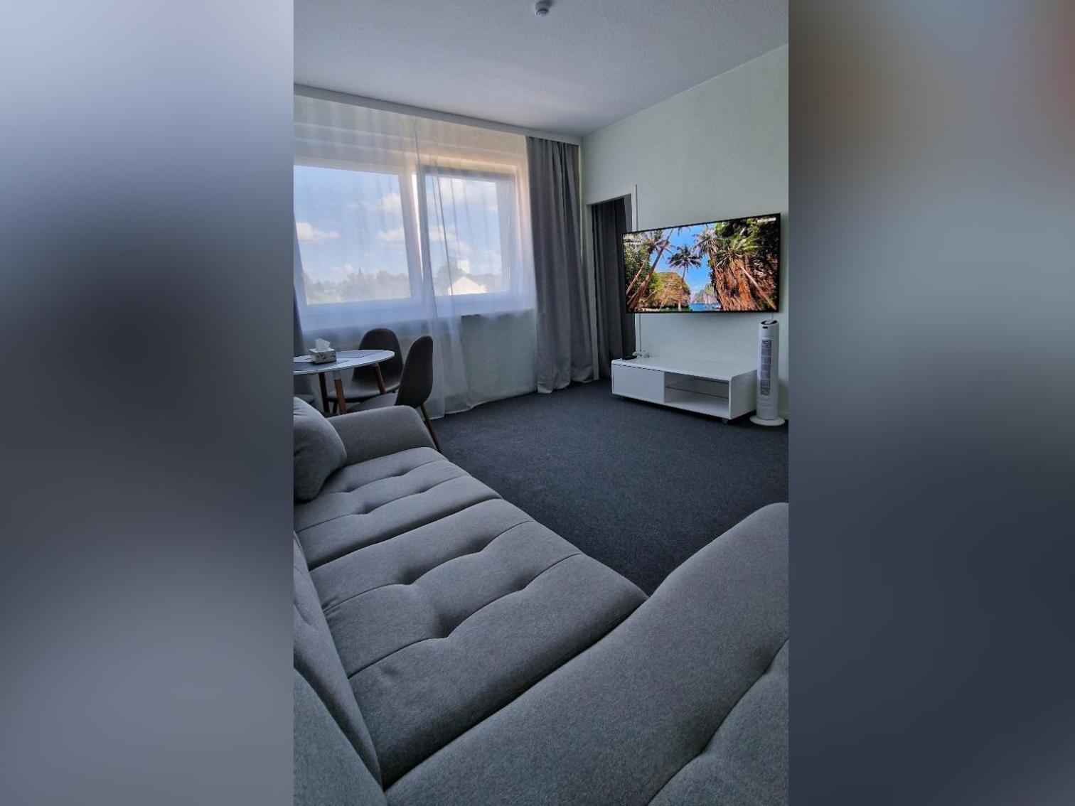קמניץ Citycenter Apartment - Bigtv-Ps4-Netflix-Parking מראה חיצוני תמונה